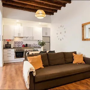 Rustic & In Center Apartamento