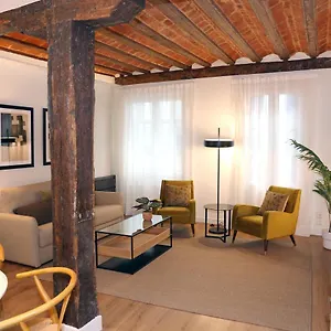 https://apartamento-premium-en-pleno-casco-viejo-de-bilbao.bilbaohotelsspain.com